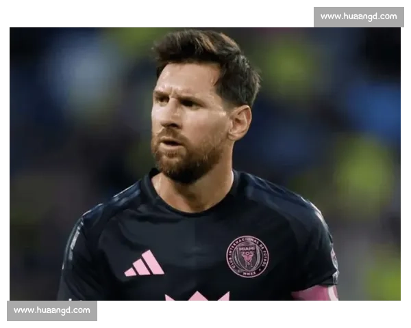 14 年国家德比史诗:3-4!哈白布 MN 对决 BBC,梅西戴帽封神 14 年国家德比史诗:3-4!哈白布 MN 对决 BBC,梅西戴帽封神