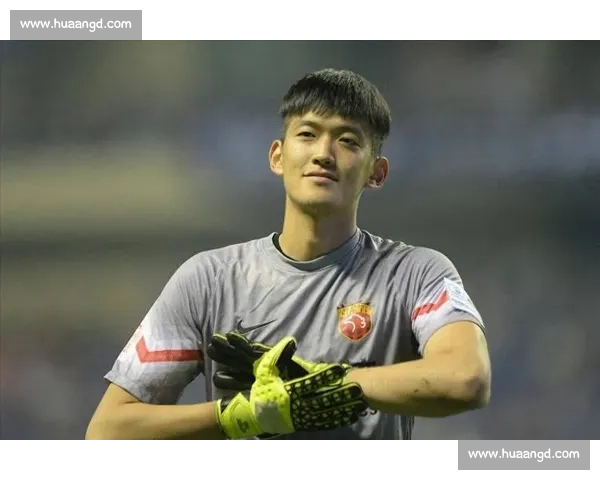 350 场里程碑!颜骏凌:926 次扑救 + 110 零封的海港门神 350 场里程碑!颜骏凌:926 次扑救 + 110 零封的海港门神